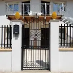 Casa Mare 1 Semesterbostad *