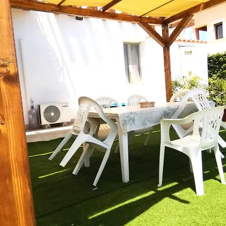Casa Mare 1 *
